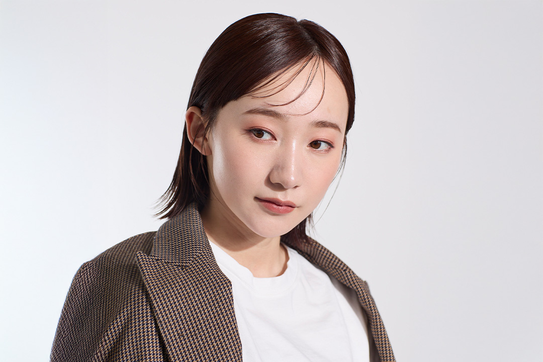 色っぽさとおしゃれ顔を取り入れた“今どき美人顔”メイク